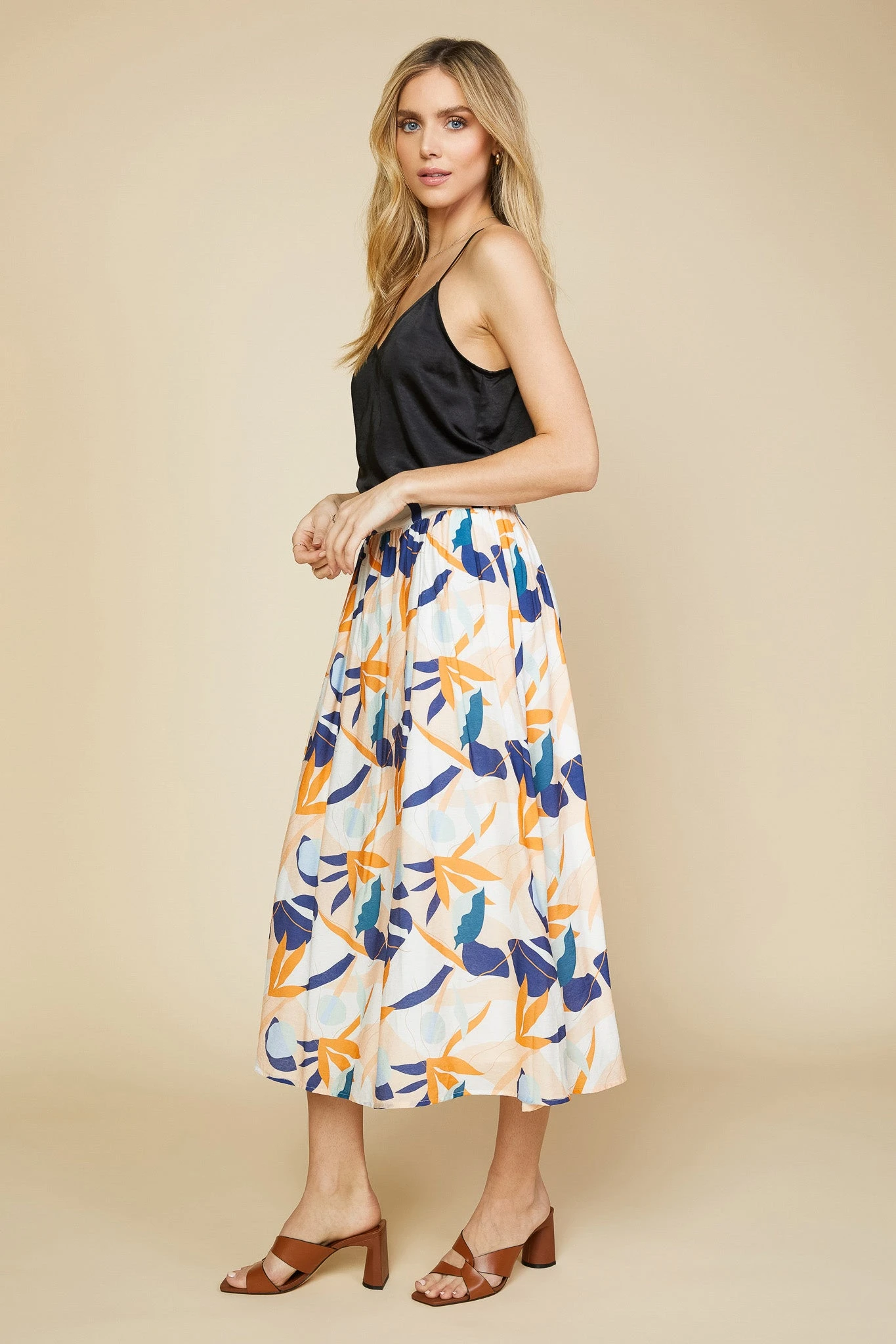 Abstract Botanical Midi Skirt - Image 2