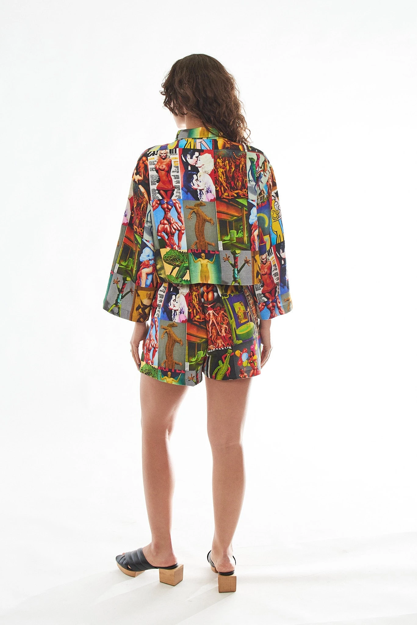 AI COLLAGE Linen Shorts - Image 3